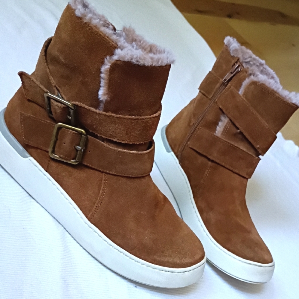 Cobb Hill Rockport Brown Suede Boots